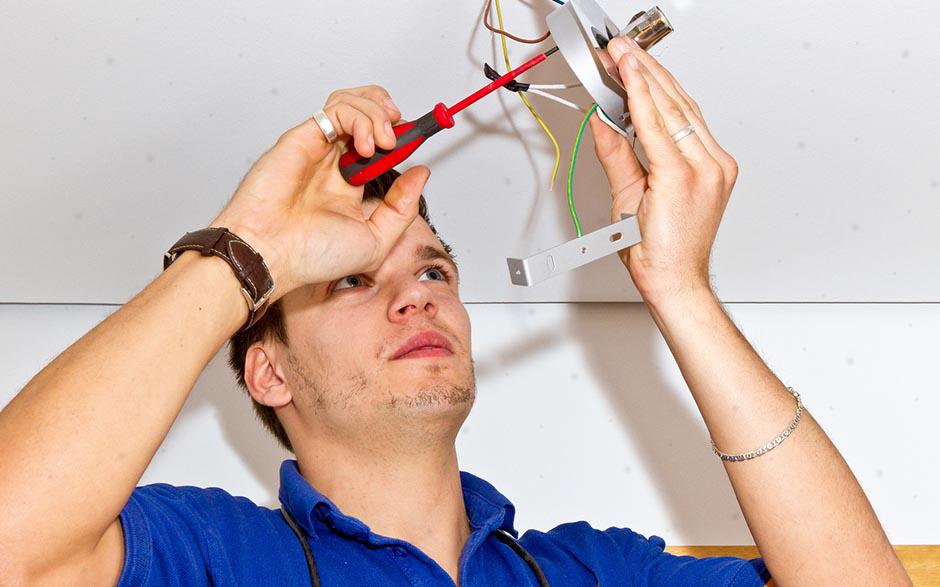 électricien installateur Saint-Maurice