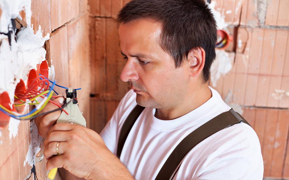électricien installateur Saint-Maurice